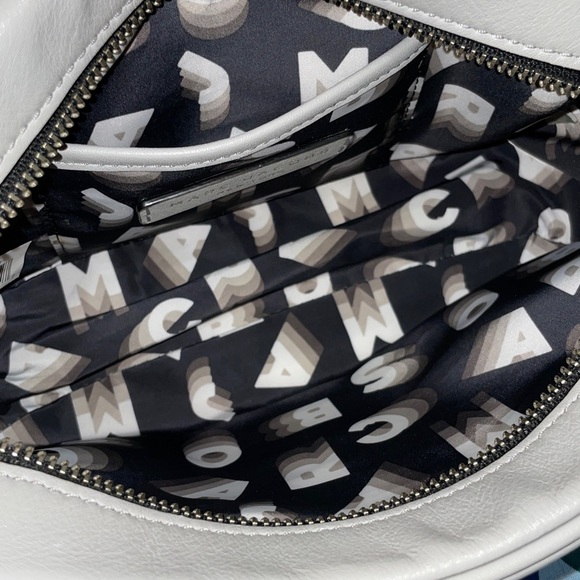 Marc Jacobs Grey Leather Camera Bag - Picture 10 of 15